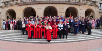 UJK świętował zakończenie roku akademickiego. Wręczono medale i tytuły ambasadorów uczelni