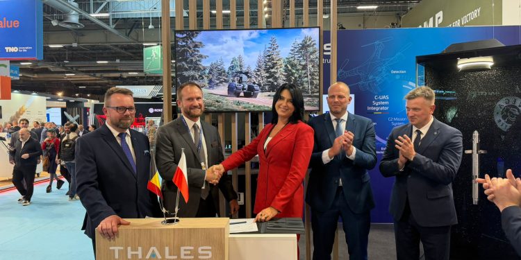 MESKO i Thales podpisują memorandum o współpracy dotyczące systemów rakiet 70 mm w Polsce