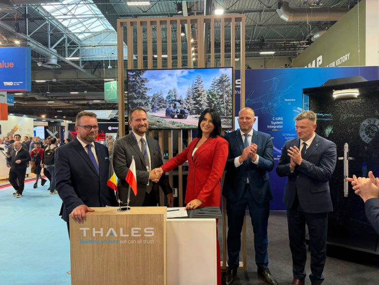 MESKO i Thales podpisują memorandum o współpracy dotyczące systemów rakiet 70 mm w Polsce
