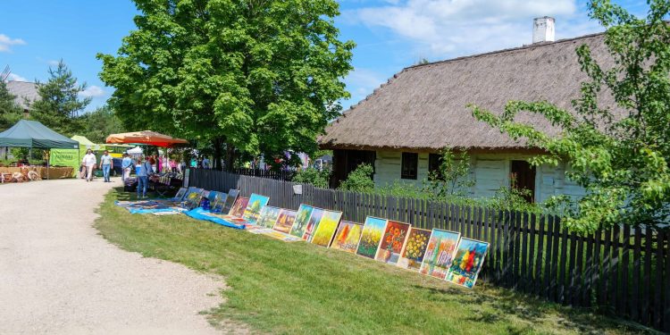 Wystawa „Archiwum codzienności” na jubileusz 50-lecia Muzeum Wsi Kieleckiej