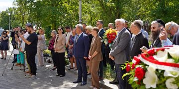 Rabin Schudrich zaapelował o jedność podczas obchodów 80. rocznicy pogromu Żydów