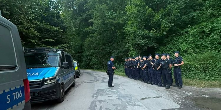 Nie żyje 64 – latka. Policja prowadzi poszukiwania jej męża