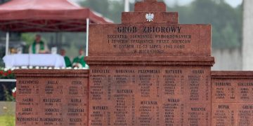 W Michniowie uczczono pamięć ofiar pacyfikacji polskich wsi