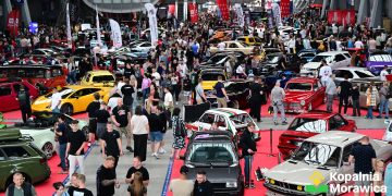 Tysiące pasjonatów motoryzacji, setki wyjątkowych aut, wielkie emocje i niepowtarzalny klimat. W ten weekend Rotinger Dub It Festival