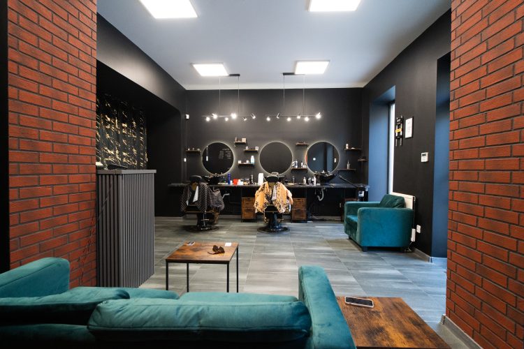 Zabezpieczone: Barbershop Fijałkowski. Nie tylko nowe fryzury, ale i promocje zachęcające do zdrowego trybu życia