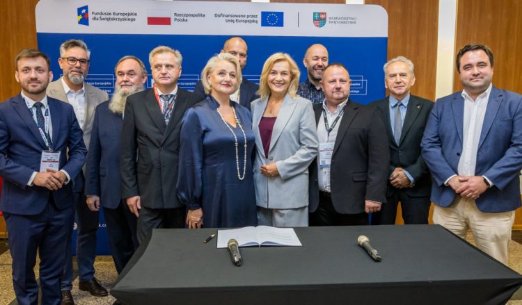 Firmy, uczelnie i GUM utworzyły konsorcjum do budowy drona lądowego
