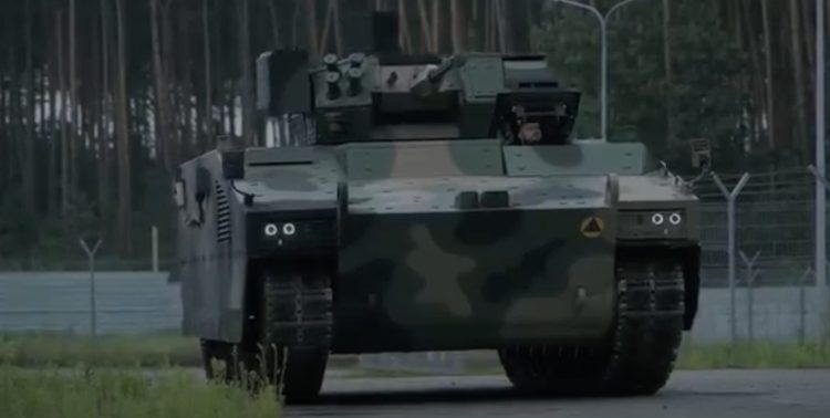 PGZ pokazała nowy ciężki bojowy wóz piechoty – 12 ton cięższy niż Borsuk, ale wysoce mobilny