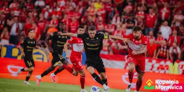 Korona jedzie po siódme zwycięstwo nad Widzewem. „Myślenie o finale na Narodowym jest zdrowym podejściem”