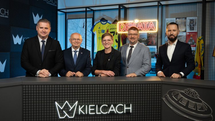 DEBATA #wKielcach. Zamiast lotniska w Obicach i Grabowcu powstanie strefa inwestycyjna?