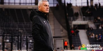 Jacek Zieliński zwolniony z Korony Kielce