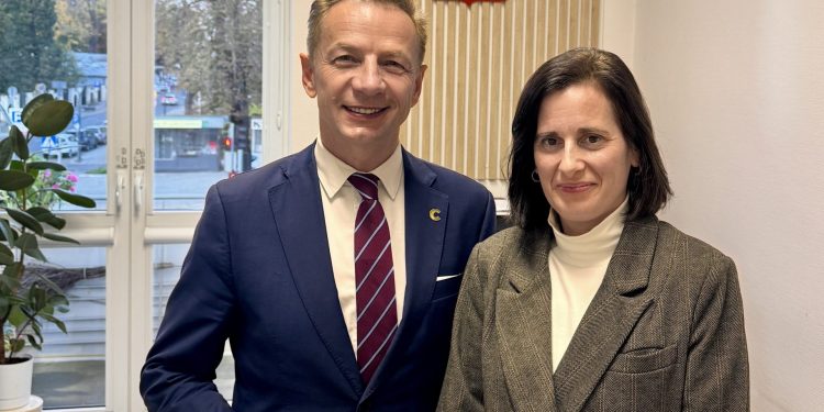Ambasador Hiszpanii z wizytą w Kielcach na zaproszenie posła Rafała Kasprzyka