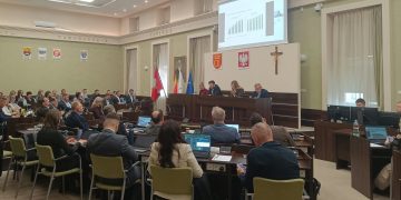 Będzie sesja nadzwyczajna dotycząca kredytu konsolidacyjnego
