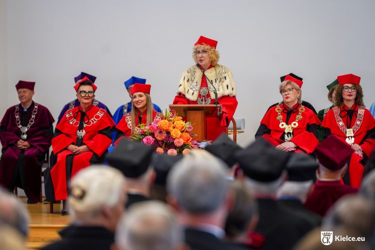 Inauguracja roku akademickiego UJK. „Tradycja uniwersytecka jest najmocniejszym fundamentem innowacji”