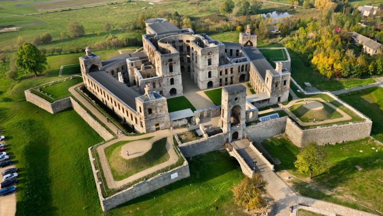 Krzyżtopór zwycięzcą Rankingu Polskich Zamków i Pałaców Magazynu Travelist
